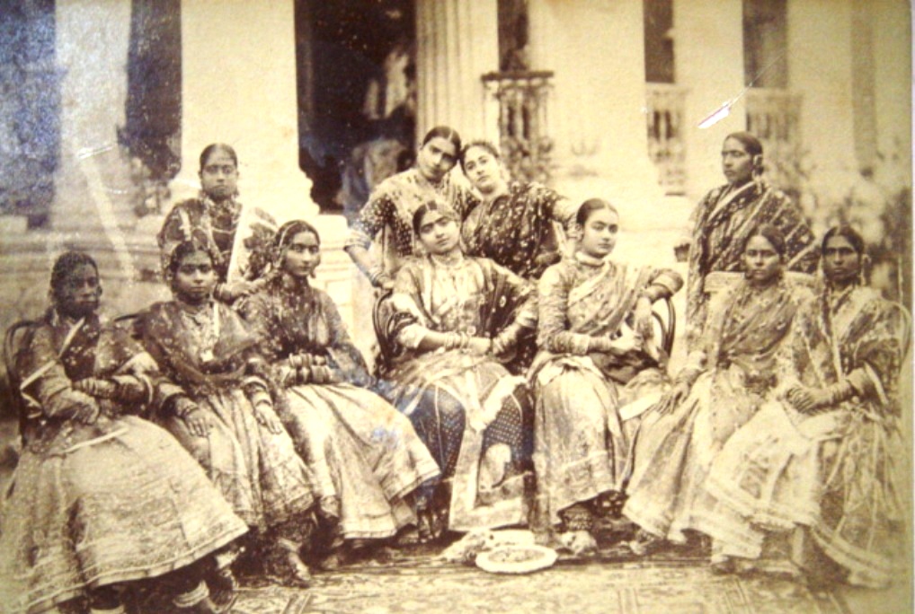 Gauhar Jan, Seated Center with Nautch Girls, c.1800's