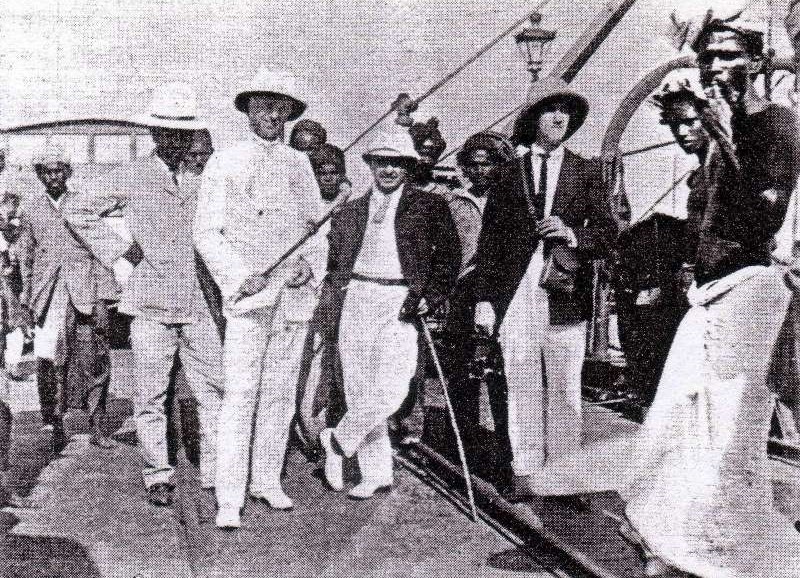 William Conrad Gaisberg (Centre), George Walter Dillnutt (Right), 1906 William Conrad Gaisberg (Centre), George Walter Dillnutt (Right), 1906